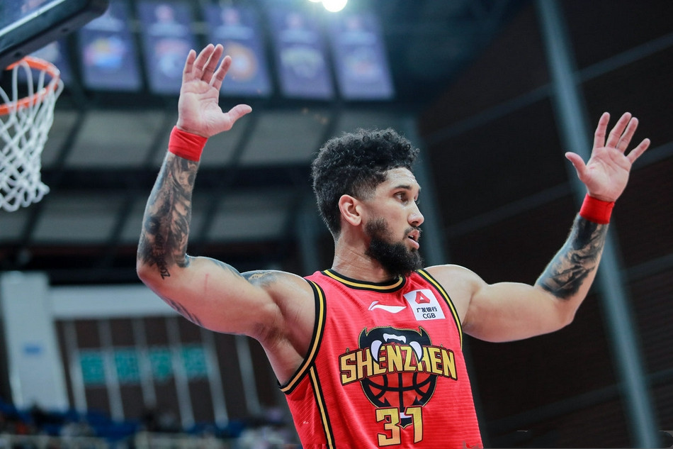 英雄联盟官网-关键时刻费耶诺德备战葡超，手感冰凉细节曝光，底气十足，年轻球员得到机会(唤境引擎为什么打不开)